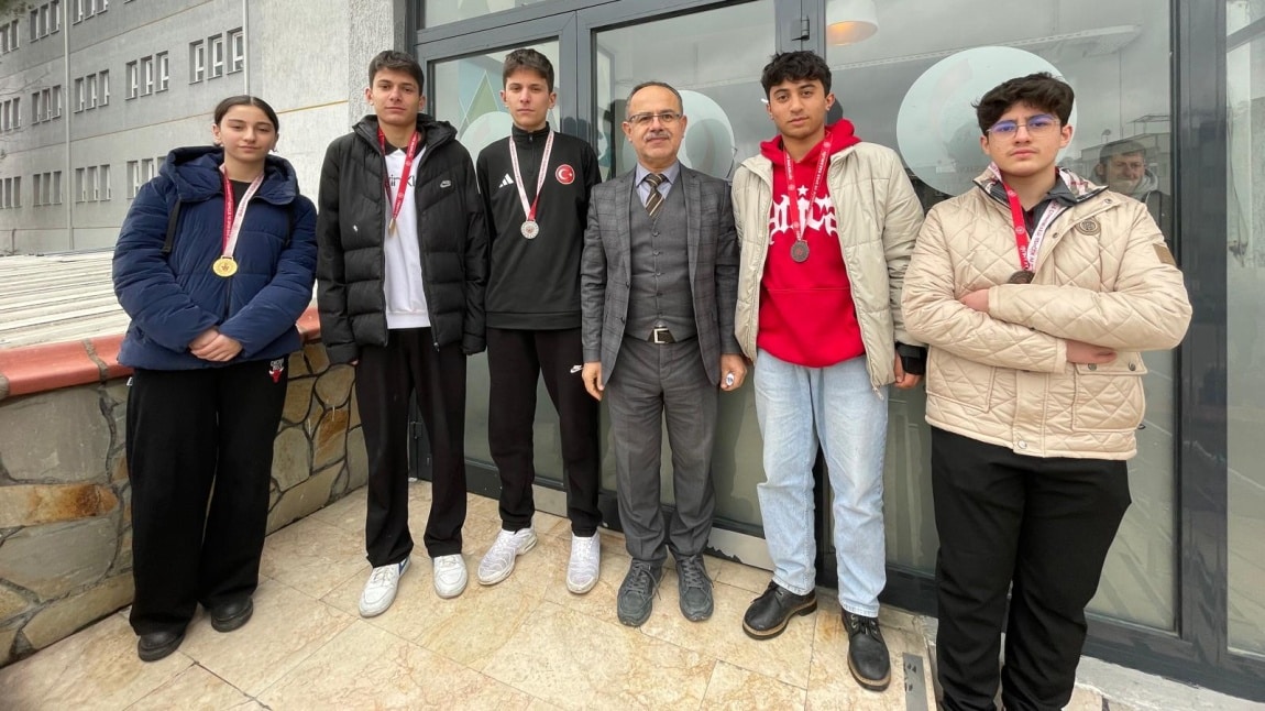 TÜRKİYE GENÇ KIZLAR HALTER VE TÜRKİYE GENÇ ERKEKLER TEKVANDO BURSA SEÇMELERİ